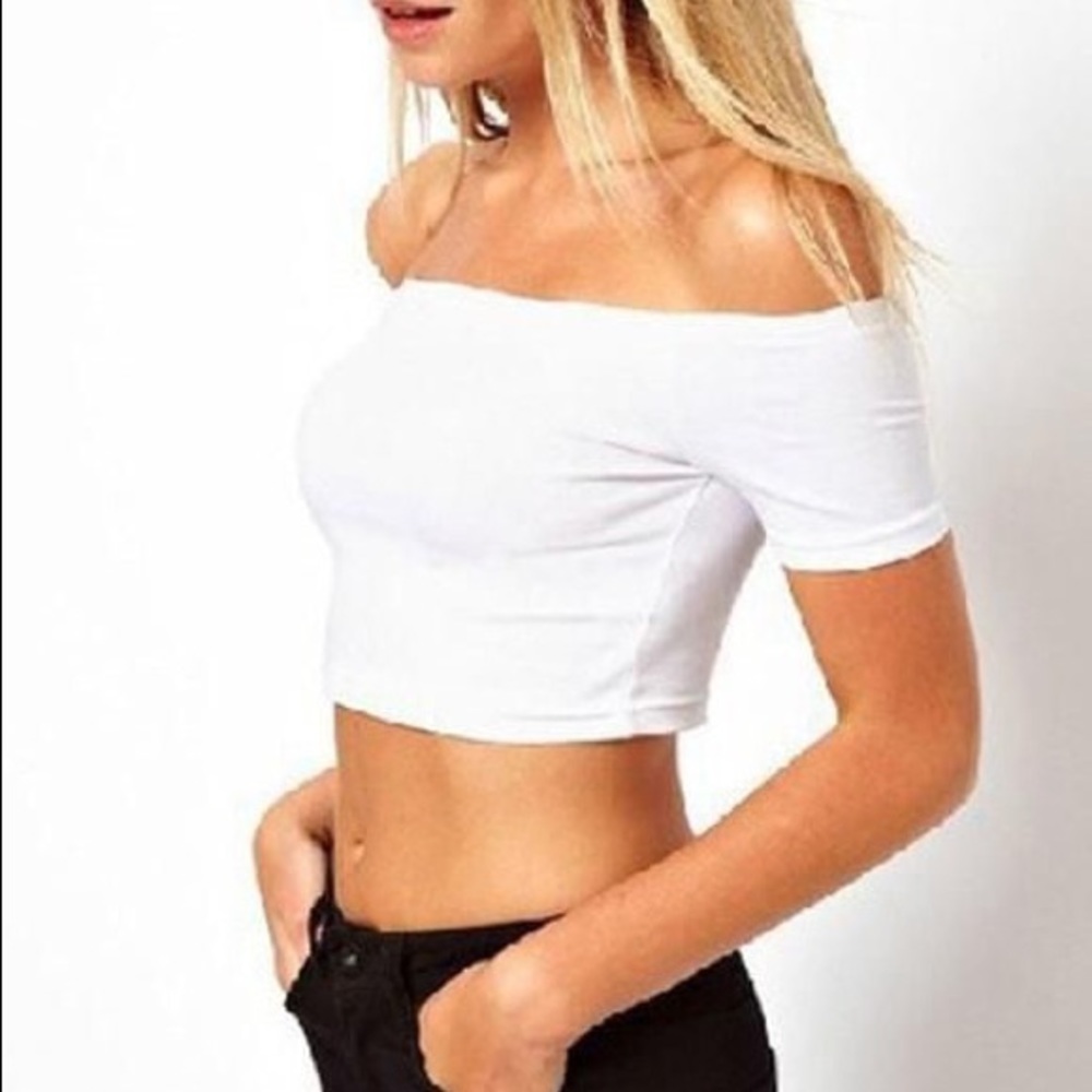 White off shoulder crop